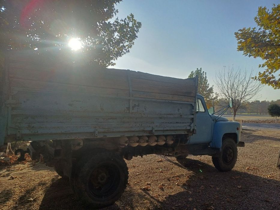 Газ 53 сотилади.