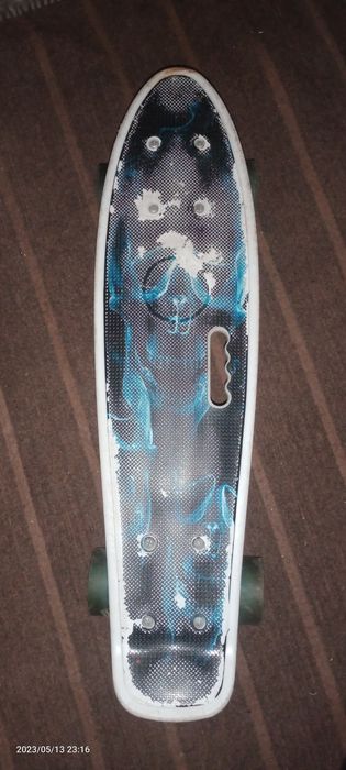 Скейтборт сатылады