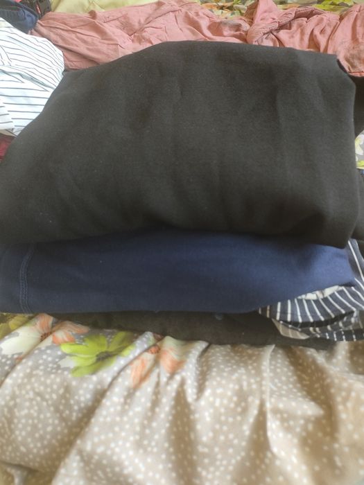 Отдам платья  за