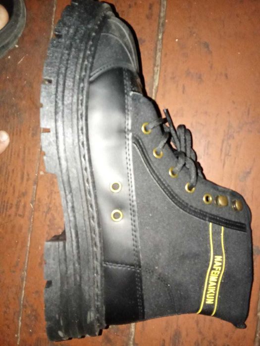 Ботинки на платформе 43-44 р