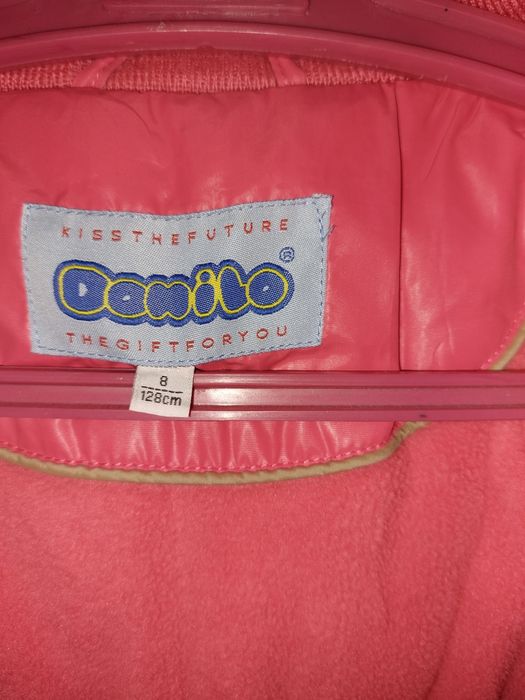 Продам зимнее пальтишко на девочку