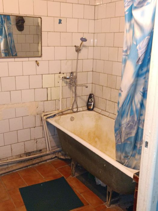 Продам 4х комнатную квартиру