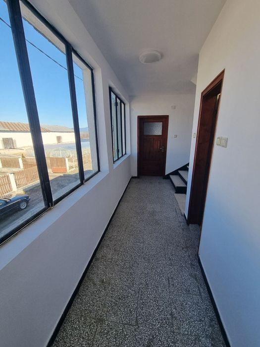 Дава се под наем Къща в Разлог - 77 кв.м за 1195.95 € - Снимка #14