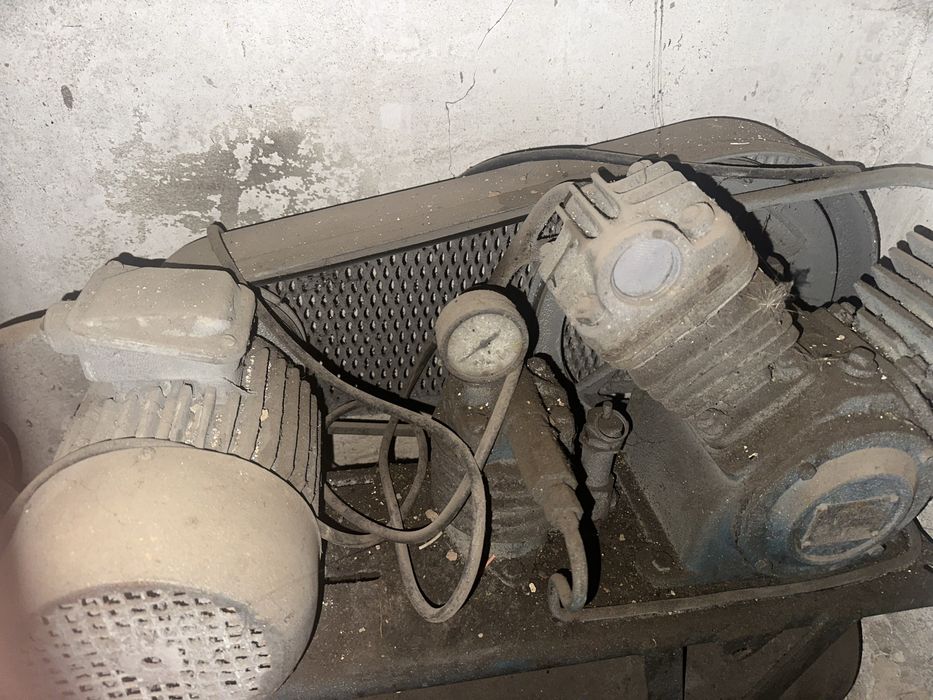 Компрессор двух поршневой 3х фазные