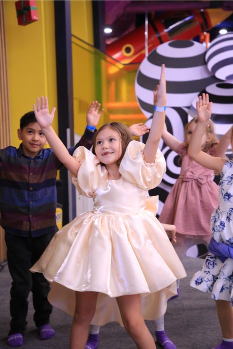 Платье на прокат для девочки