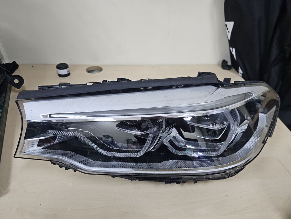 Ляв фар за BMW 5 G30 G31 Adaptive LED lqv far бмв 30 31 лед