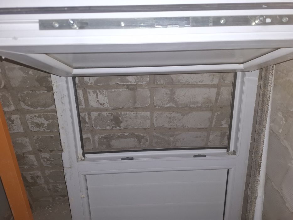 Продам пластиковое окно