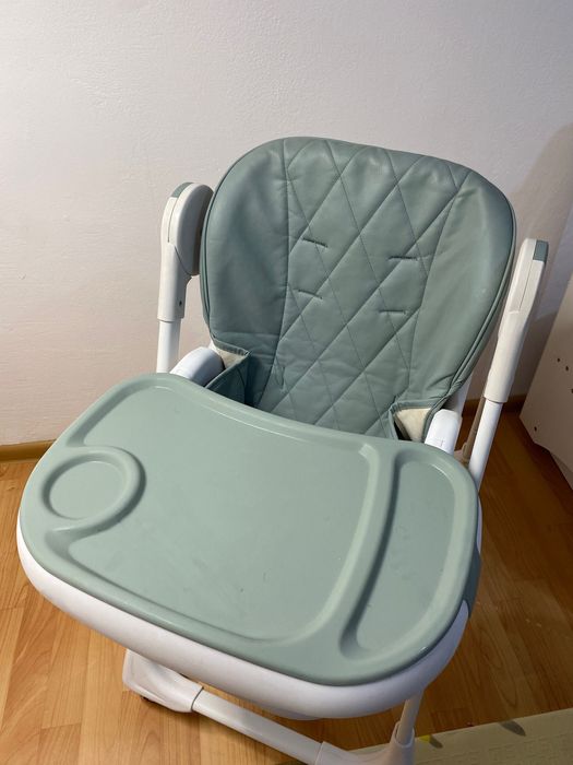 Детский стульчик для кормления
