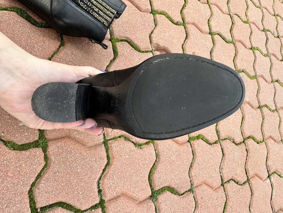 Botine Guess cu pietricele