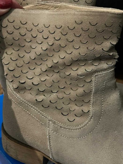Ghete botine perforate piele naturala marimea 36
