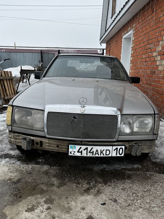 Мерседес 124 Е300