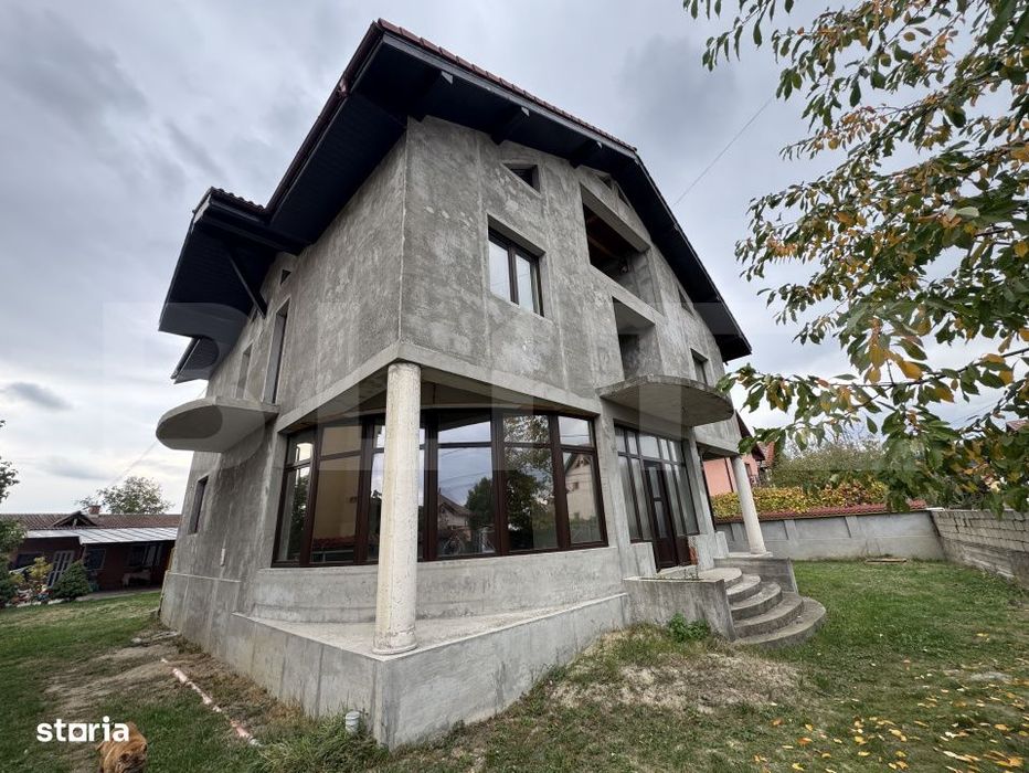 Casa 450 mp, zona Sisesti