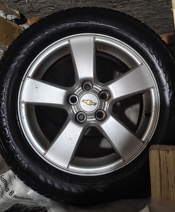 Джанти със зимни гуми за Шевролет и Опел 16 цола
