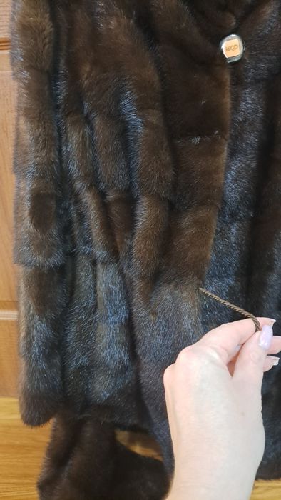 Продам норковую шубу