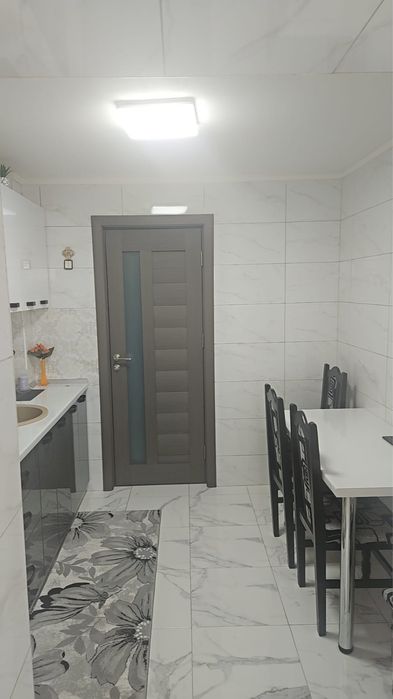 Vând apartament