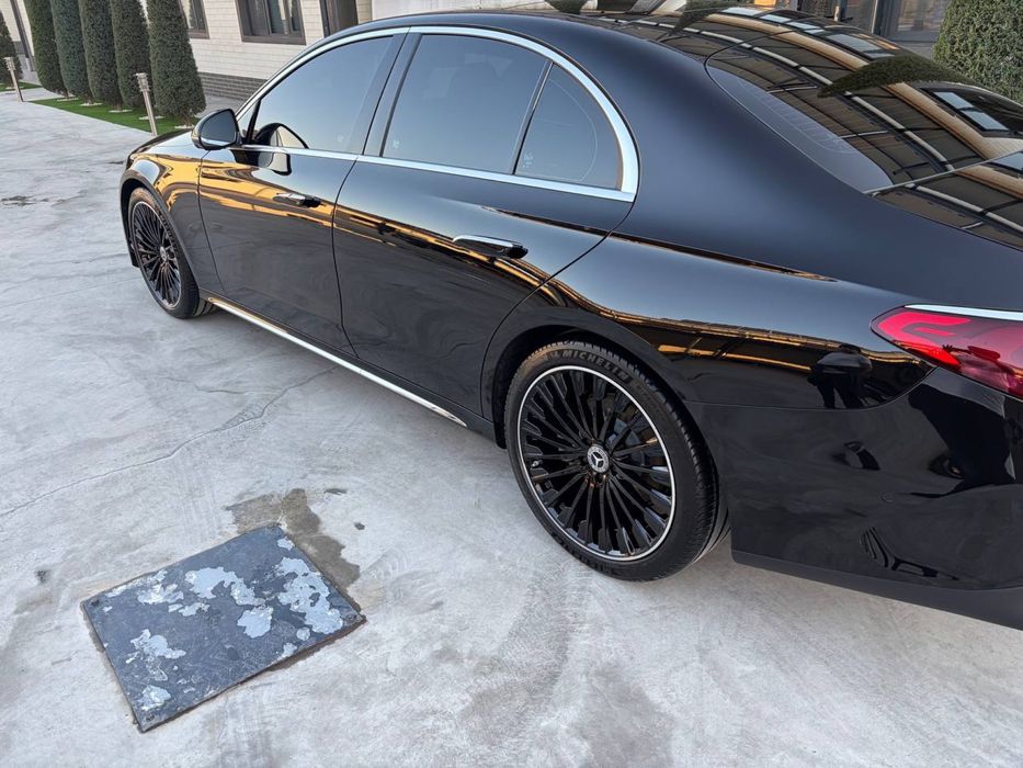 Mercedes-Benz w214 E300 4matic