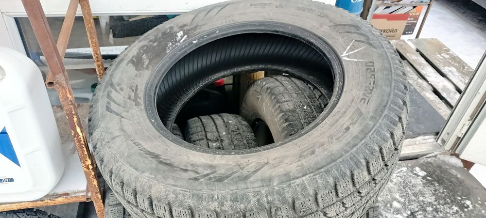 Резина 215×70×16. Toyo -Корея .