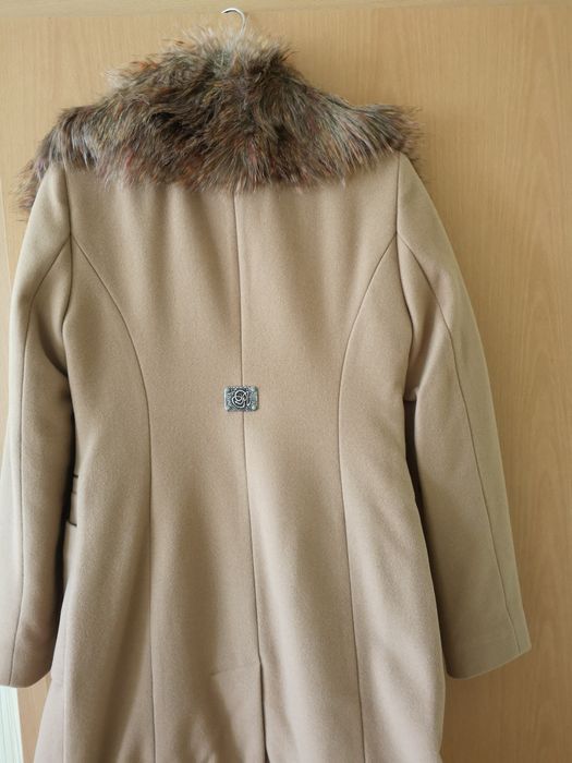 Зимно палто Роси