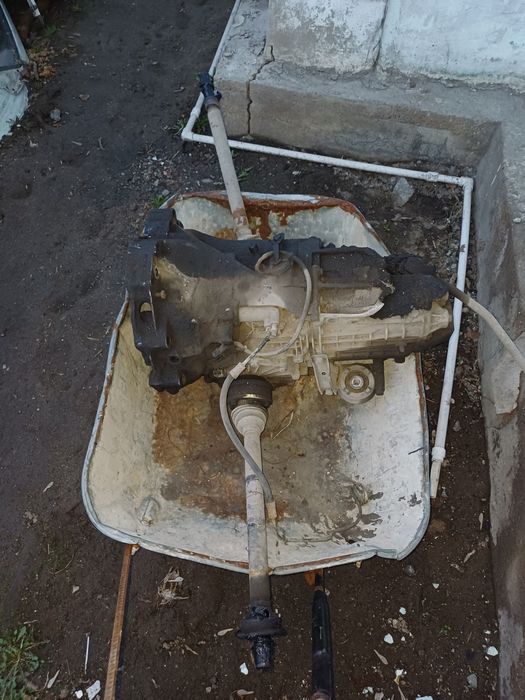 Продаётся коробка передач 5 ступка на audi 80