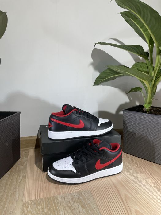 Air Jordan 1 Low "White Low"