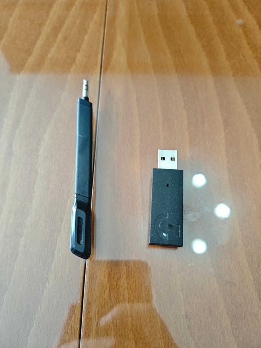 Безжични геймърски слушалки Logitech g733