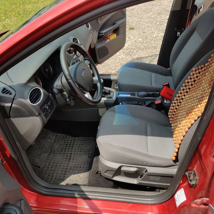 Ford Focus 2 1.6 TDCi 90 CP Aer Condiționat Pilot Automat 2x set Jante Proiectoare Consum Taxe MICI UNIC Proprietar Foarte Bine întreținut