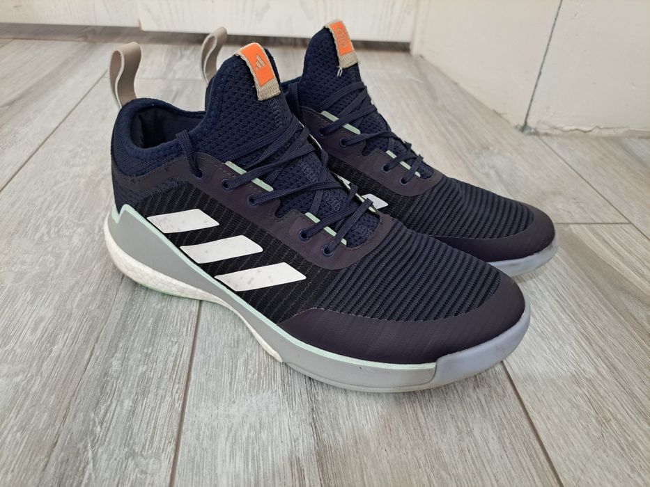 Adidas кроссовки