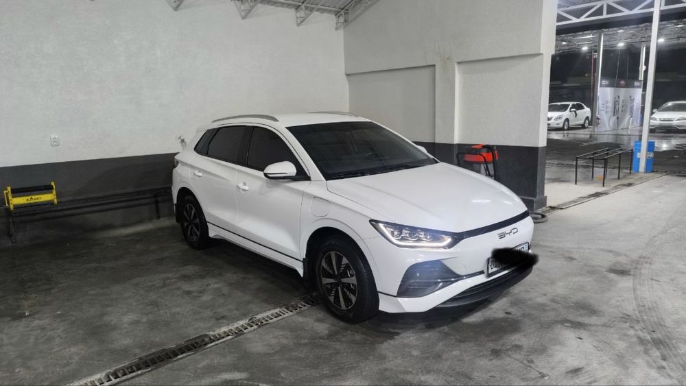 BYD  E2 full options