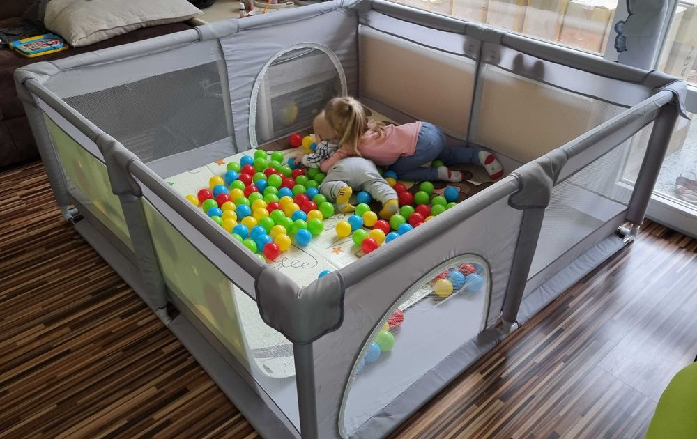 ВИСОКО КАЧЕСТВО Голяма детска кошара за игра ВИСОК КЛАС с ПОДАРЪЦИ