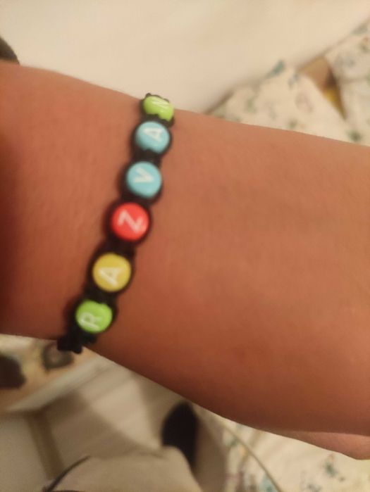 Brățari handmade personalizate