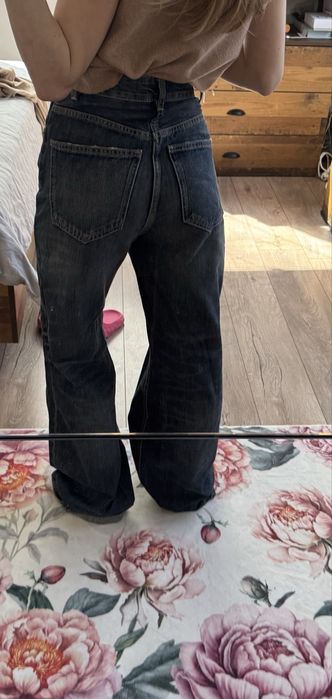 Дънки Zara, супер удобни и стилни. Носени са два пъти, имам 2 чифта.