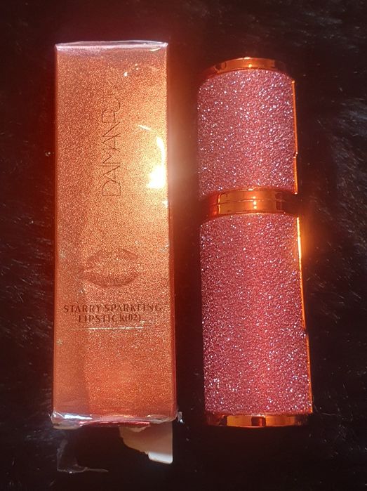 Ruj de buze stralucitor