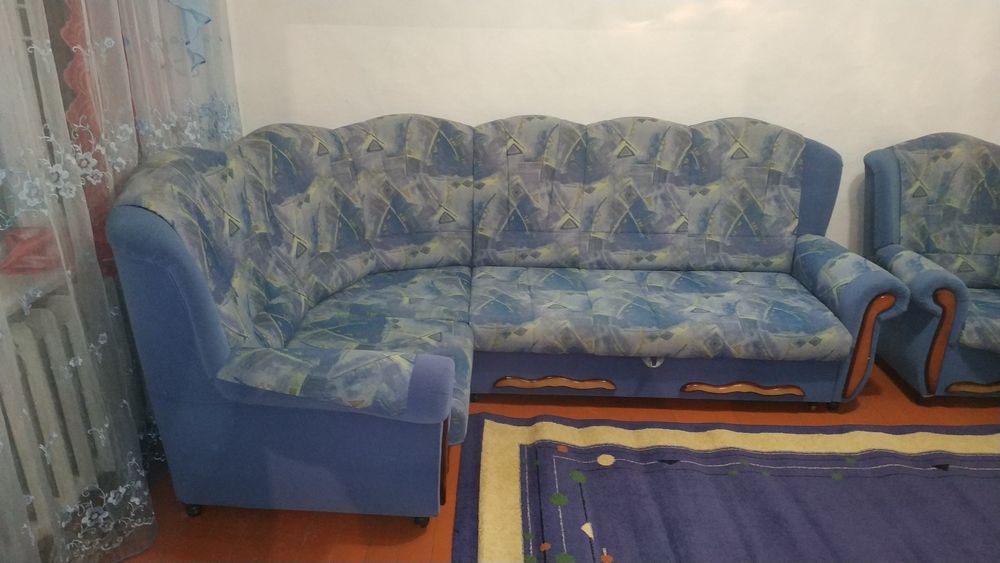 Диван угловой с креслом