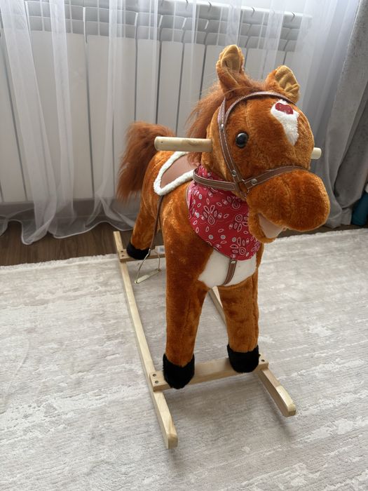 Качалка лошадка новая