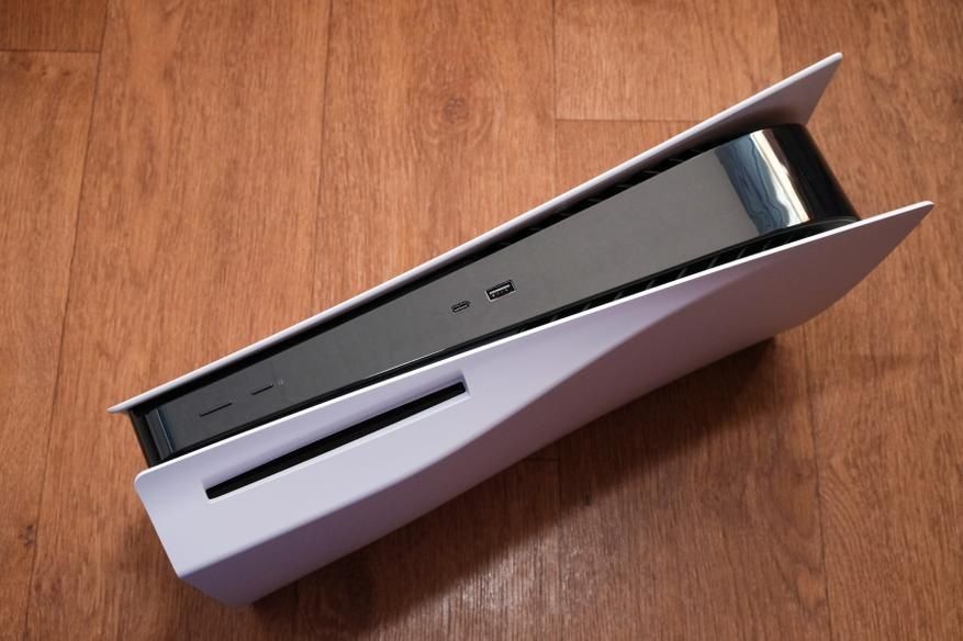 Продам PS 5 в идеальном состоянии