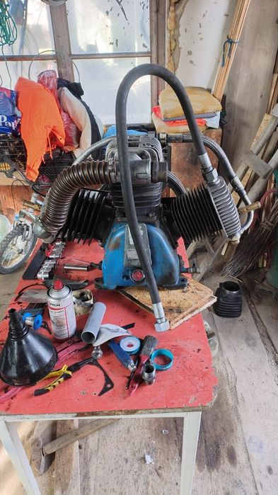 Cap compressor cu 3 capete