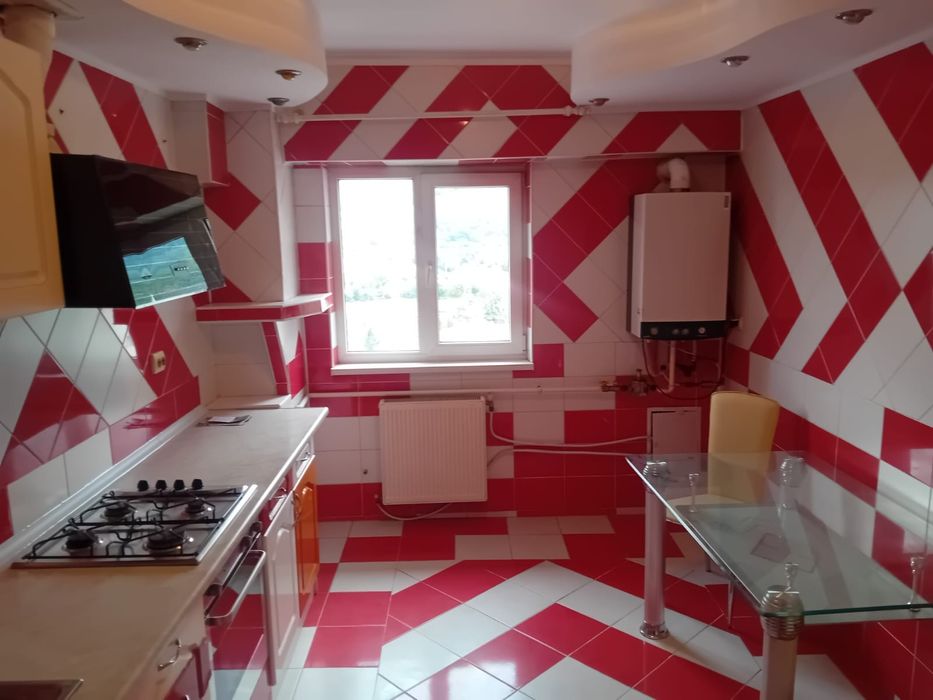 Ap 2 Cam,1 Mai,lux, bloc nou,la cheie,65mp,decomandat,balcon,centrala