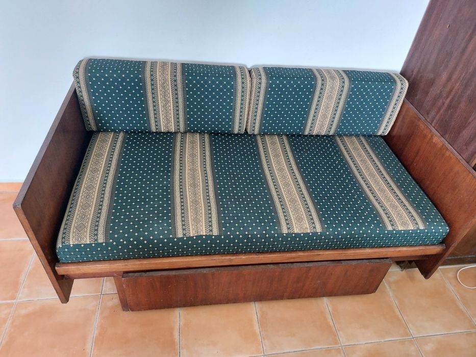 Дивани, кухненски ъгъл, разтегателен ретро диван-канапе