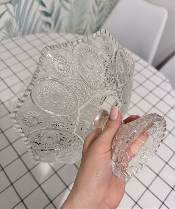 Хрустальные вазы