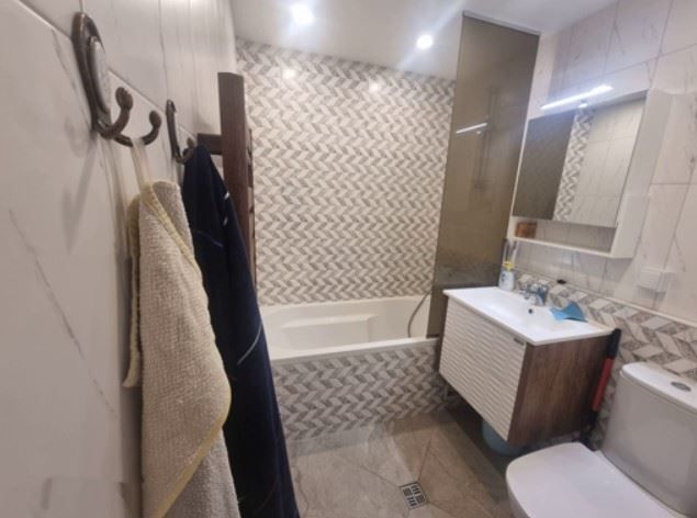 Дава се под наем Многостаен апартамент в София, Връбница 1 - 90 кв.м за 746.64 € - Снимка #5