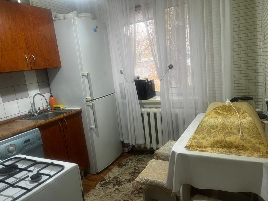 Продам 2 х комн квар . 2-24-1 этаж