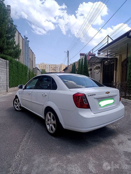 Srochna 2021-yil Jentra elegant plyus sotiladi metan bor