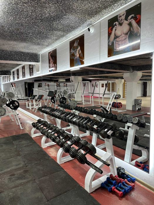 Shaxarni markazida Sport Zal