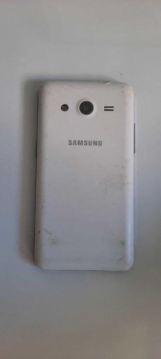 Телефони за части