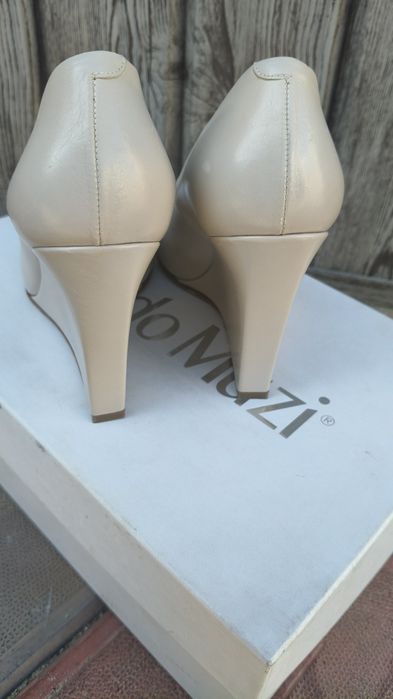 Продам новые туфли кожаные