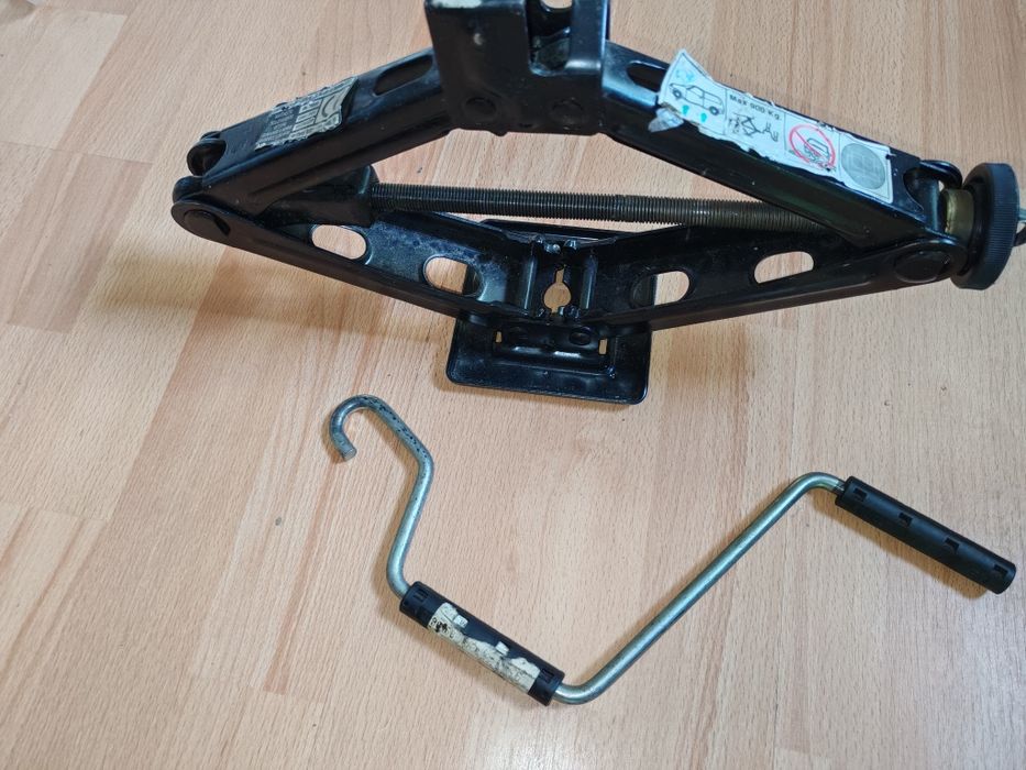 Cric auto Fiat Stilo, Alfa1 56