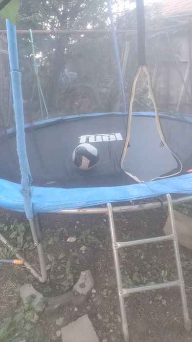 Батут голям / трамплин