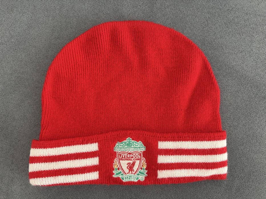 Caciula Adidas Liverpool alb rosu