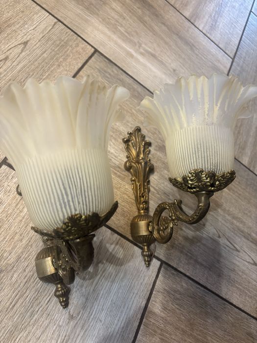 Ретро аплици от излят месинг