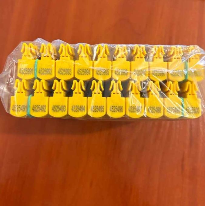 Пластиковые и тросовые пломбы